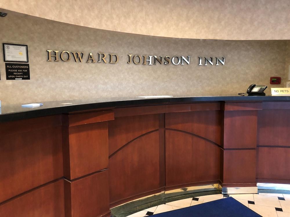 Howard Johnson By Wyndham Newburgh Exterior foto